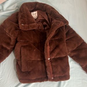 Brown faux fur puffer abercombie size medium